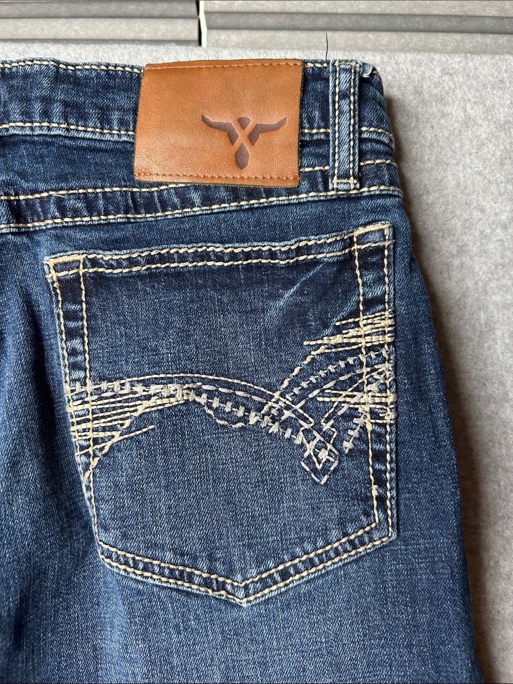Wrangler Men’s Dark Blue Bootcut Jeans - Picture 11 of 12